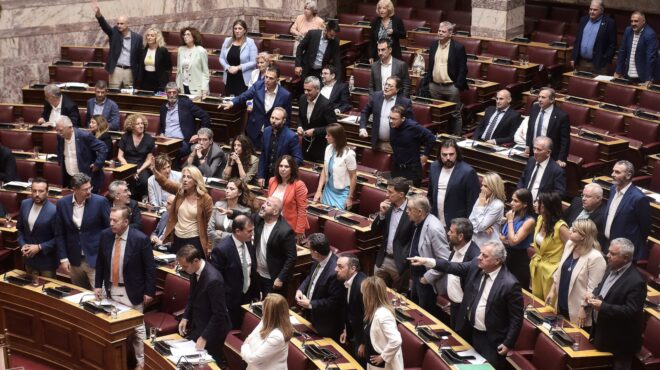 βουλή-σκληρή-κόντρα-κυβέρνησης-αντ-563743810