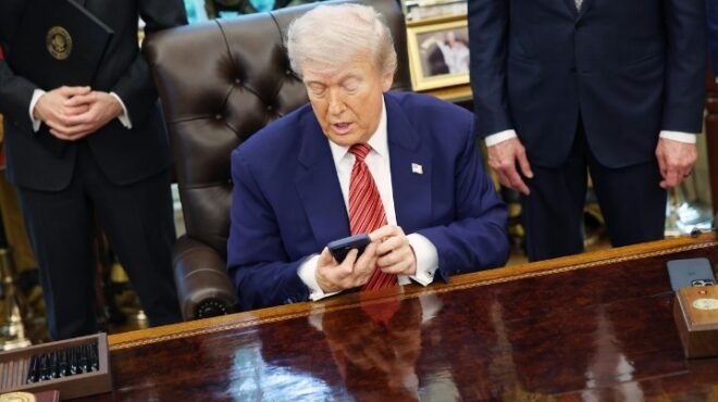 τραμπ-οι-ηγέτες-ταϊλάνδης-και-καμπότζ-563737210