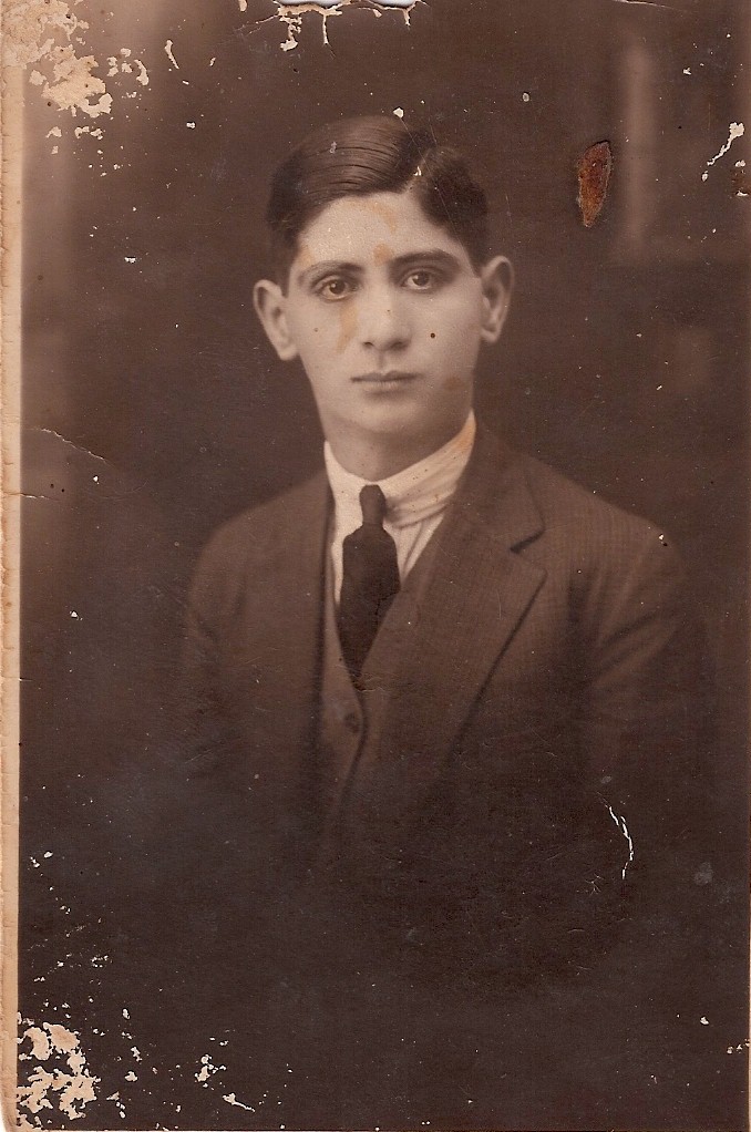 Ομογενείς αναζητούν την ιστορία που κανείς δεν τους είπε-4