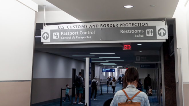 ηπα-εγγυητικές-15-000-δολαρίων-για-ταξιδιώ-563749609