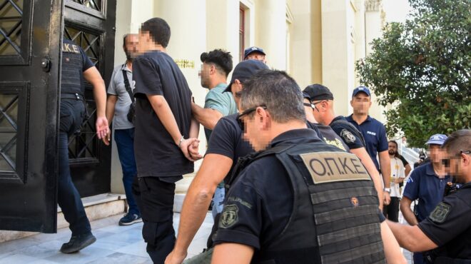 πάτρα-στα-δικαστήρια-οι-συλληφθέντες-563764636