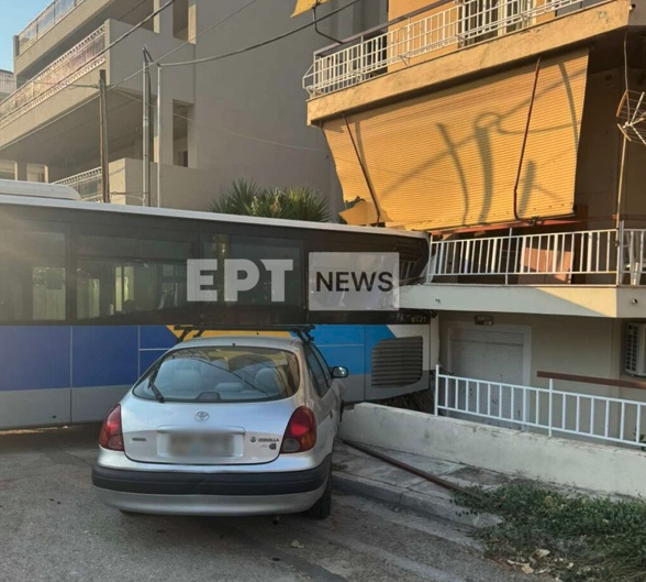 Λεωφορείο προσέκρουσε σε πολυκατοικία στου Παπάγου-1