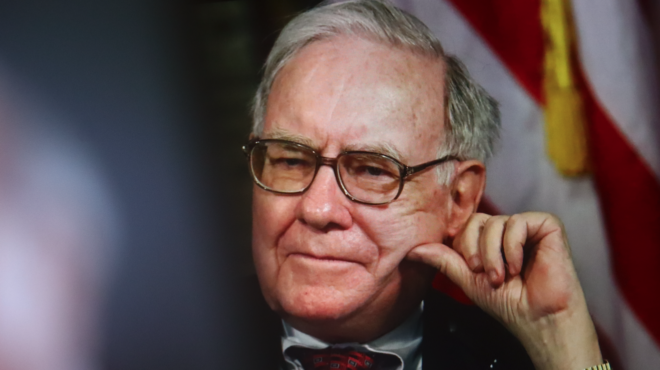 o-γουόρεν-μπάφετ-πουλά-μετοχές-εδώ-και-11-563772871