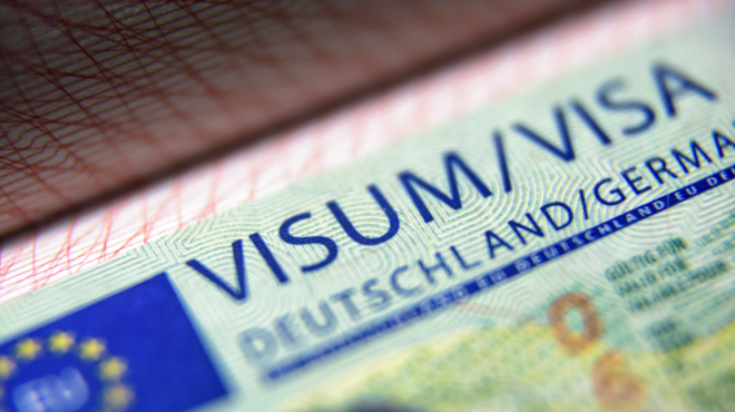γερμανία-τέλος-η-βίζα-για-τους-επικριτ-563772784