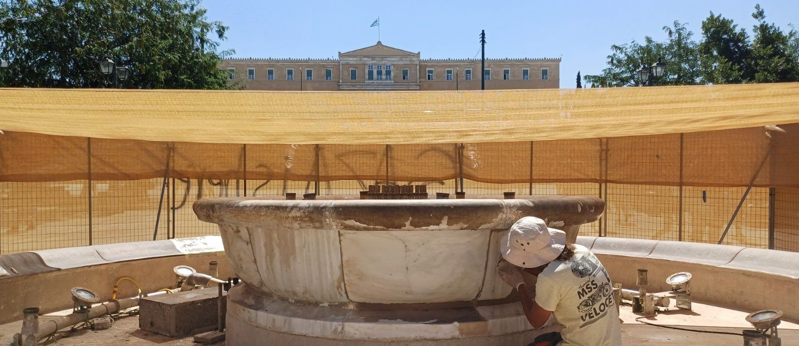 Οταν το σιντριβάνι στο Σύνταγμα ήταν λίμνη με χρυσόψαρα-7