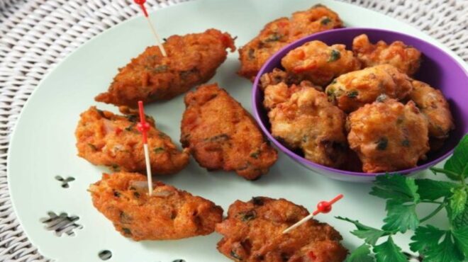 ντοματοκεφτέδες-με-αντζούγιες-και-τρ-563775139