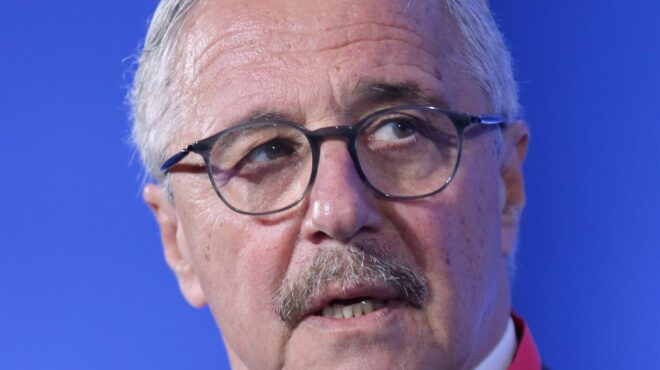 γιάννης-μανιάτης-φαγούρα-563754817