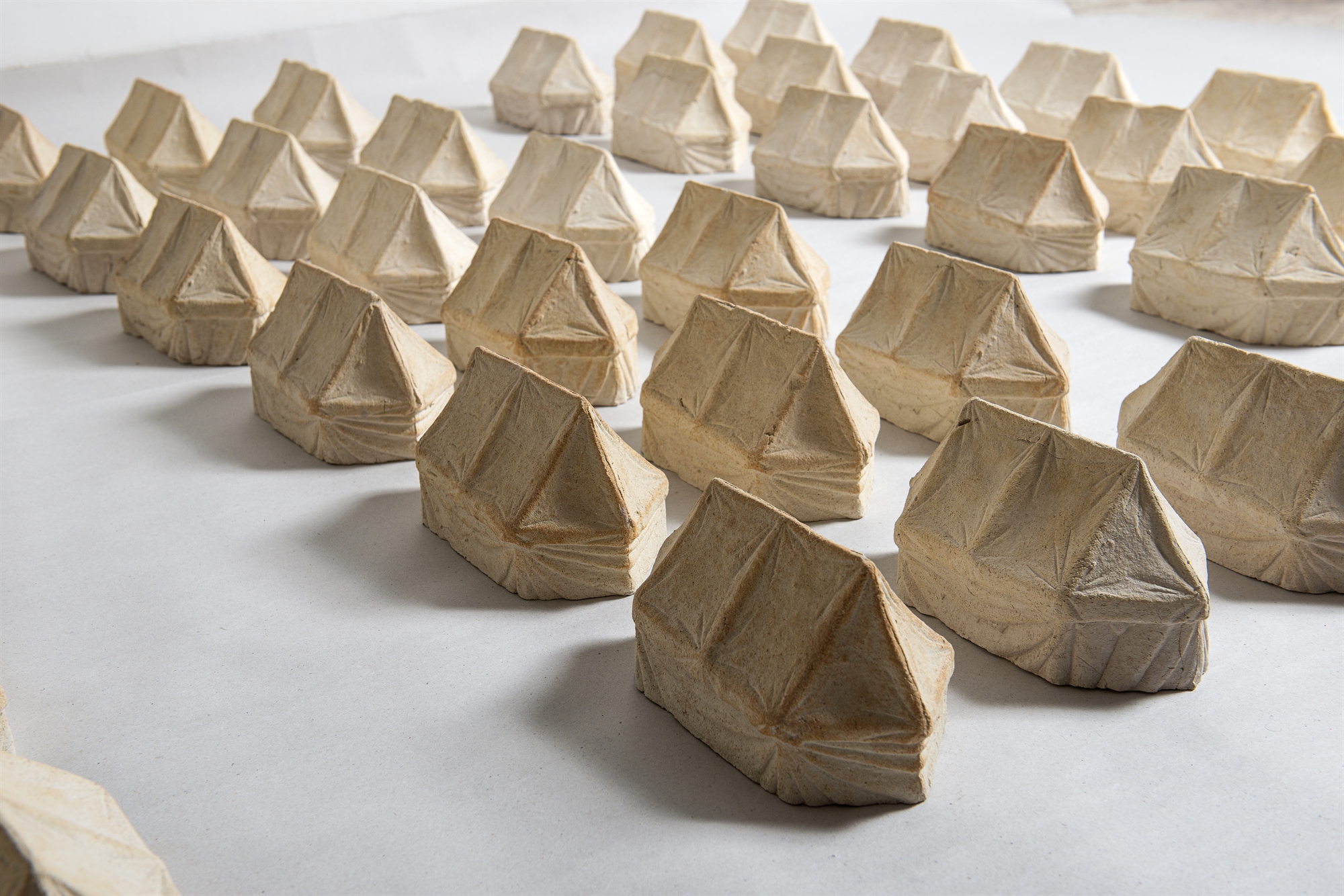 Εικαστικές σχέσεις 2.700 ετών-1