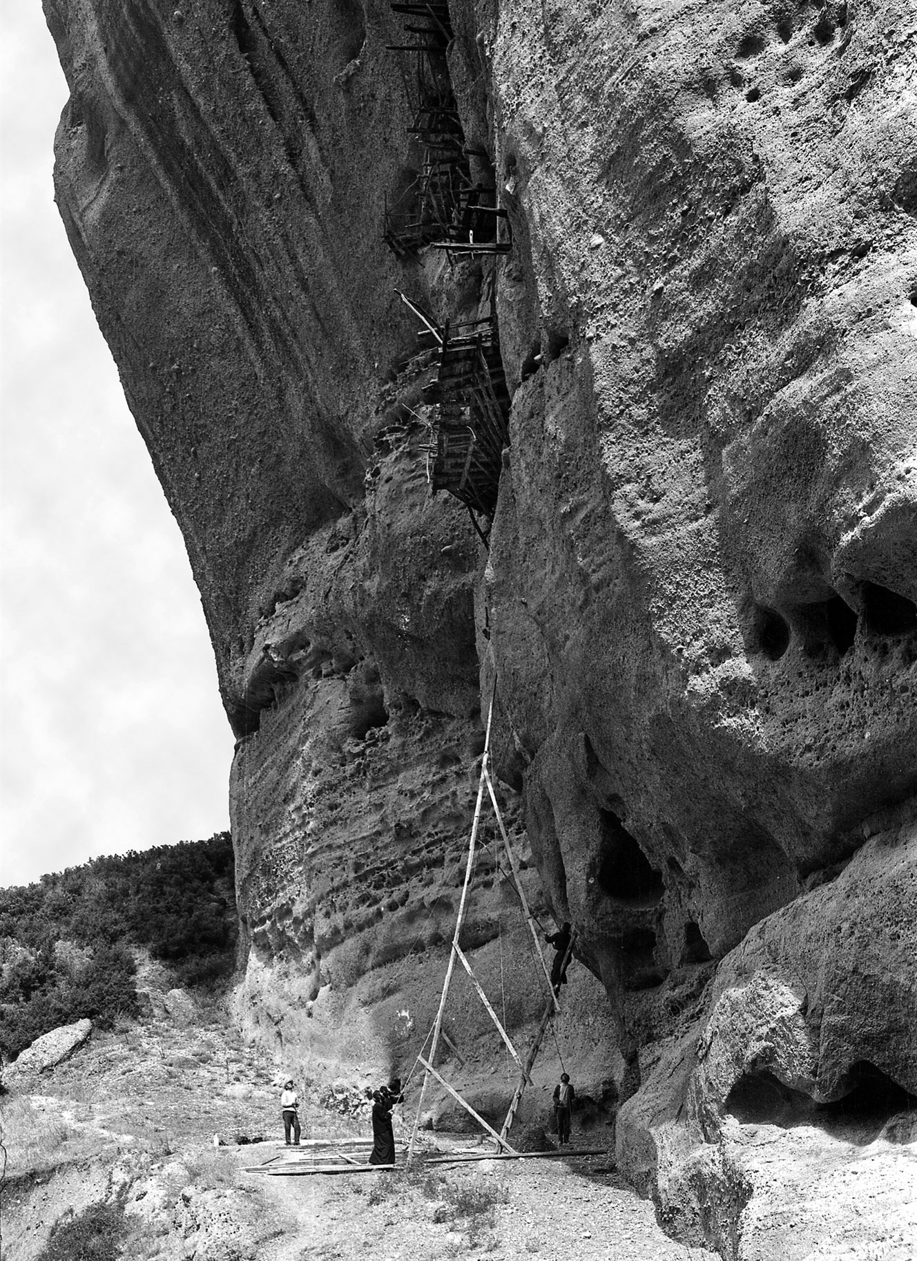 Πίστη λαξευμένη στους βράχους-1