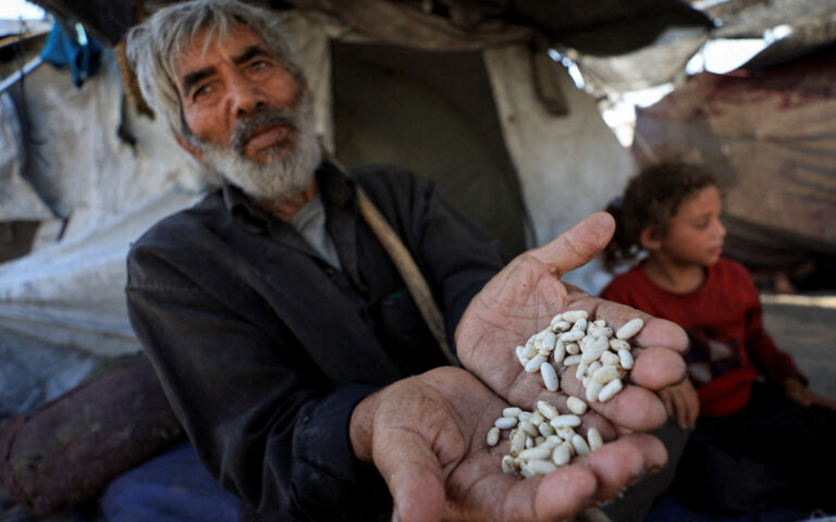 «Ο λιμός στη Γάζα ξεδιπλώνεται μπροστά στα μάτια μας»-3