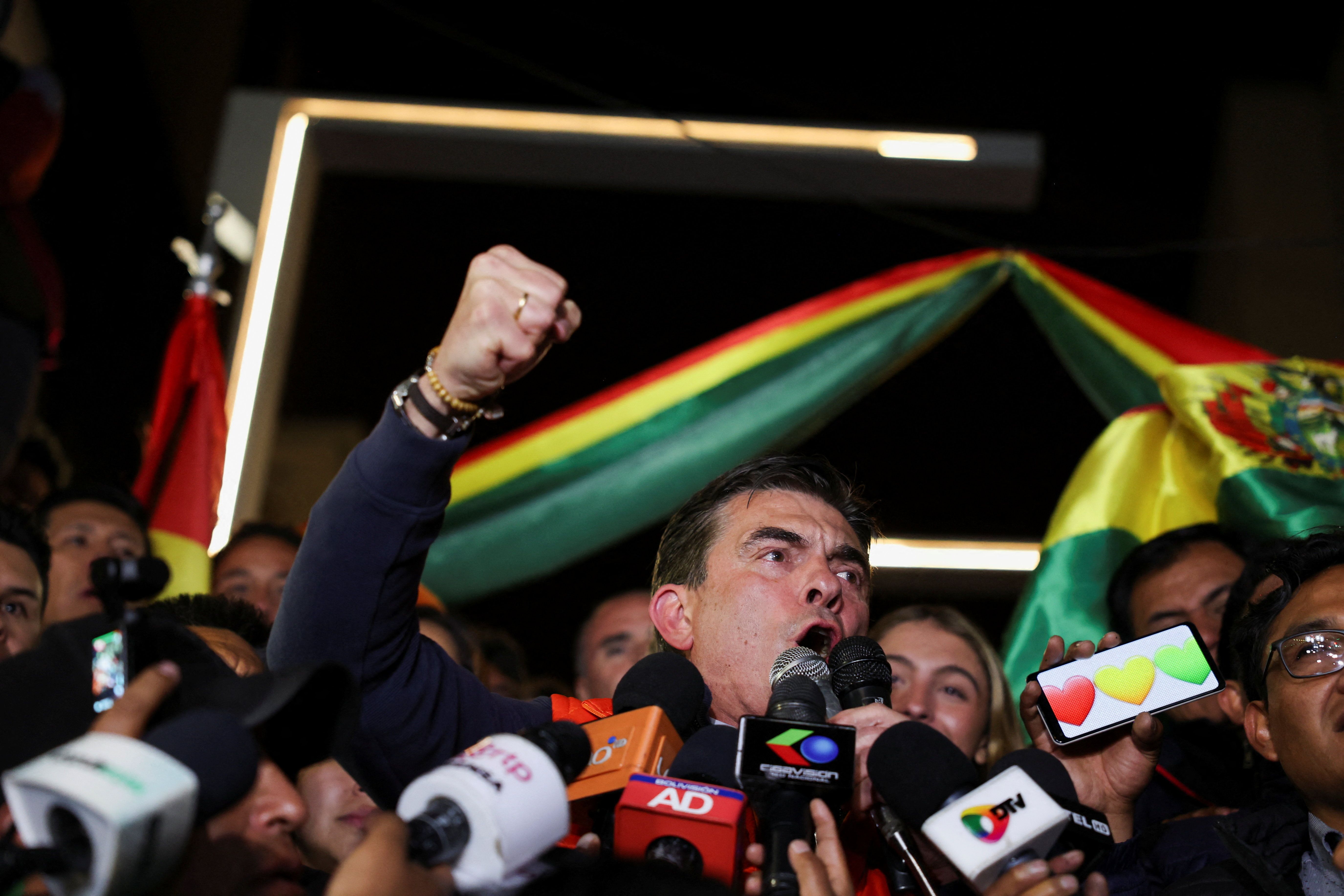 Τέλος εποχής για την Αριστερά στη Βολιβία: Οι δυο υποψήφιοι που θα αναμετρηθούν στον δεύτερο γύρο-1