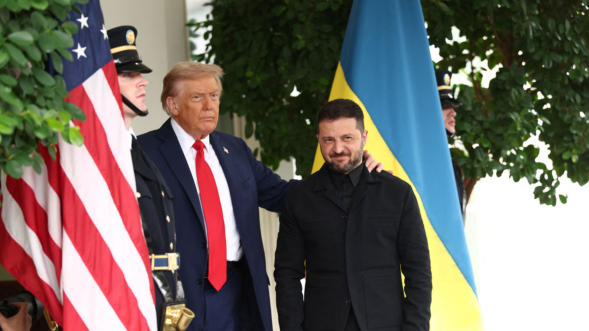 Το θρίλερ στο East Room και το τετ α τετ Πούτιν – Ζελένσκι-3