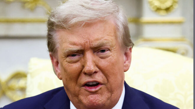 στο-στόχαστρο-του-τραμπ-ο-πρόεδρος-της-f-563771743