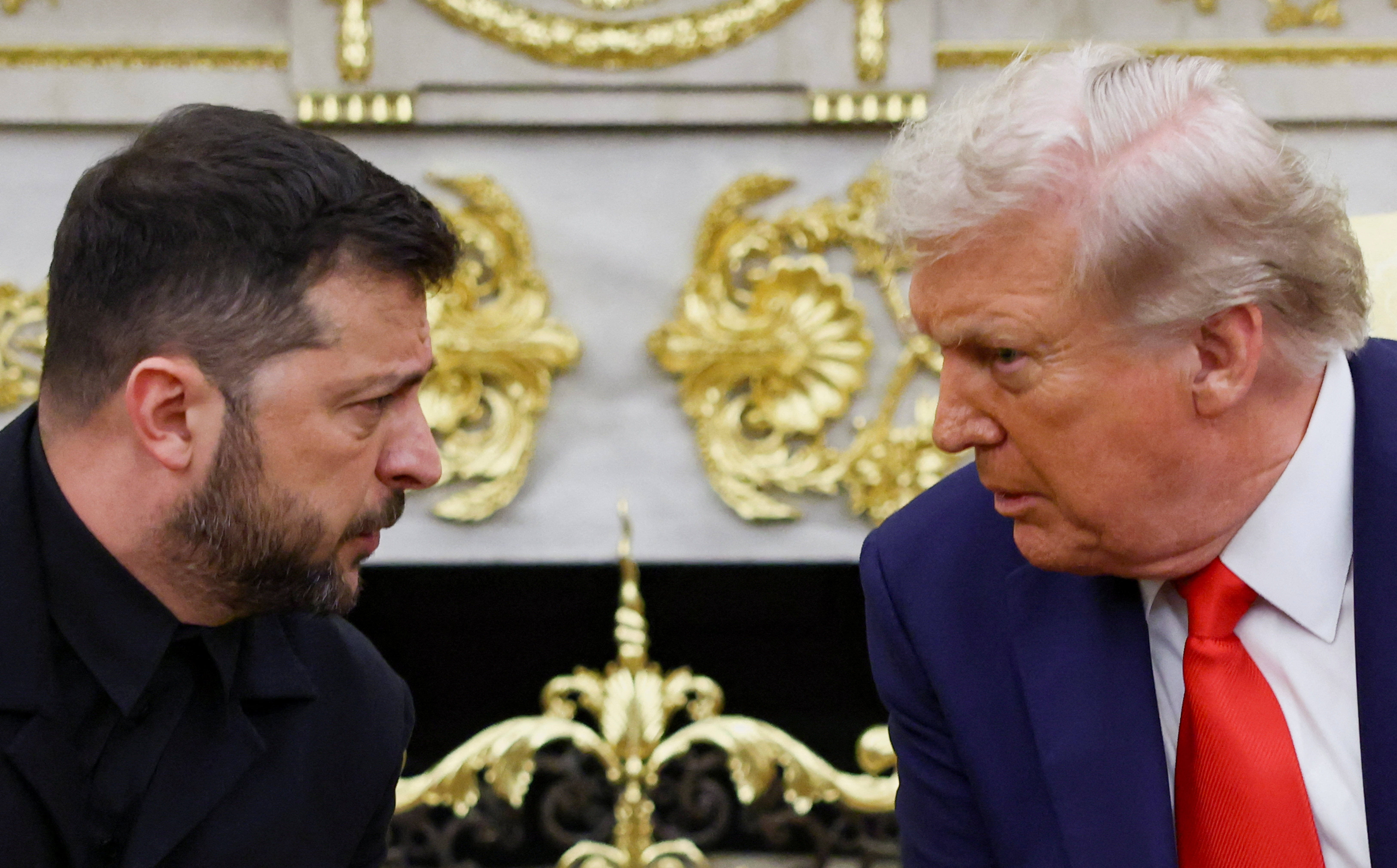 Το θρίλερ στο East Room και το τετ α τετ Πούτιν – Ζελένσκι-2