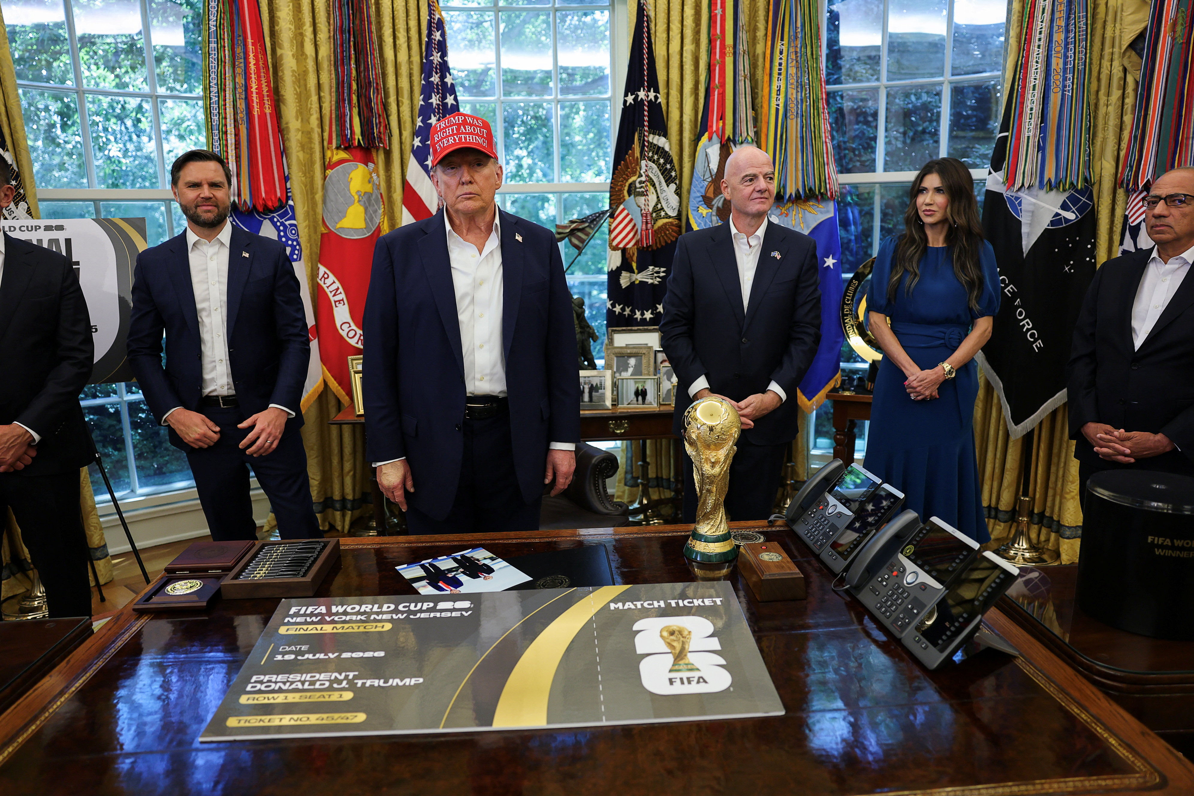 Τραμπ: Θέλω να προσκαλέσω τον Πούτιν στο Μουντιάλ – Σε 2 εβδομάδες θα ξέρουμε τι θα γίνει στην Ουκρανία-3