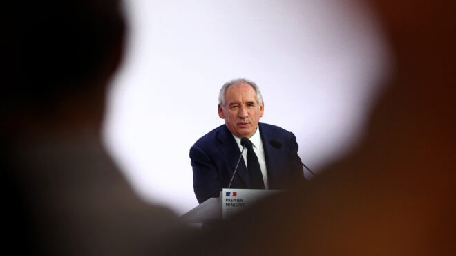 γαλλία-σε-τροχιά-κατάρρευσης-η-κυβέρν-563780491