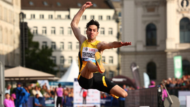 μακριά-από-τον-καλό-του-εαυτό-ο-τεντόγλ-563782888