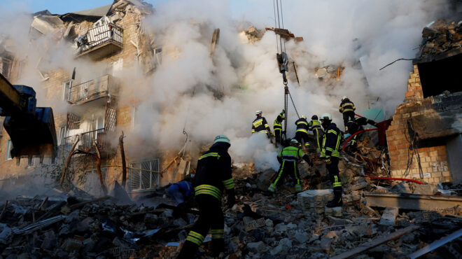 ουκρανία-η-ρωσία-επιτέθηκε-στο-κτίριο-563783992