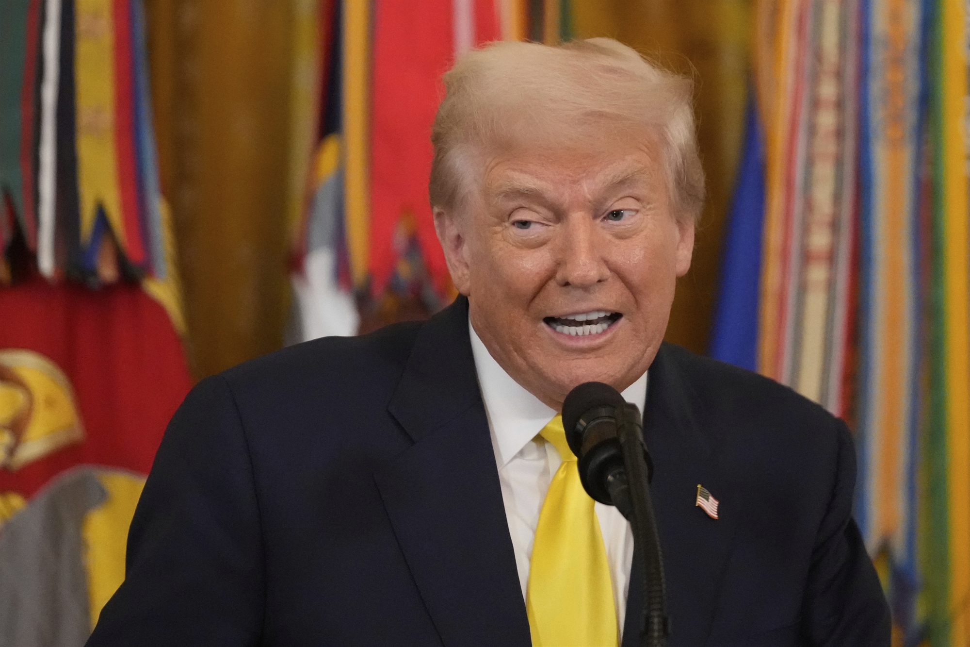 Επίθεση Τραμπ στην ινδική οικονομία-1