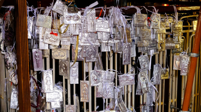 κομοτηνή-εκλεψαν-τάματα-σταυρούς-και-563775391