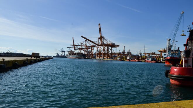 ααδε-ενοποιούνται-από-σεπτέμβριο-τα-τ-563761996