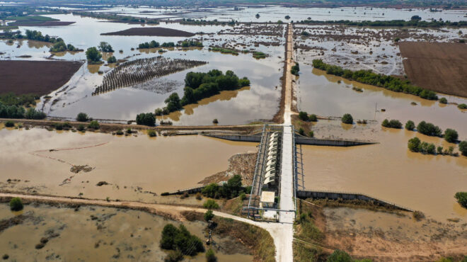 σύστημα-προειδοποίησης-για-πλημμύρε-563782147