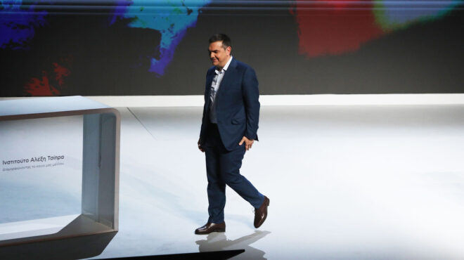 στο-μικροσκόπιο-των-κομμάτων-ο-γρίφο-563777614