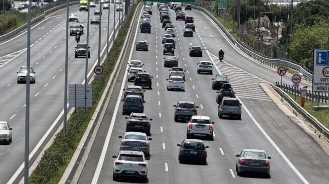 επιστρέφουν-οι-αδειούχοι-του-αυγούστ-563778496