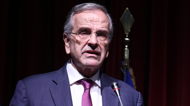 σύσσωμος-ο-πολιτικός-κόσμος-εκφράζει-563755000