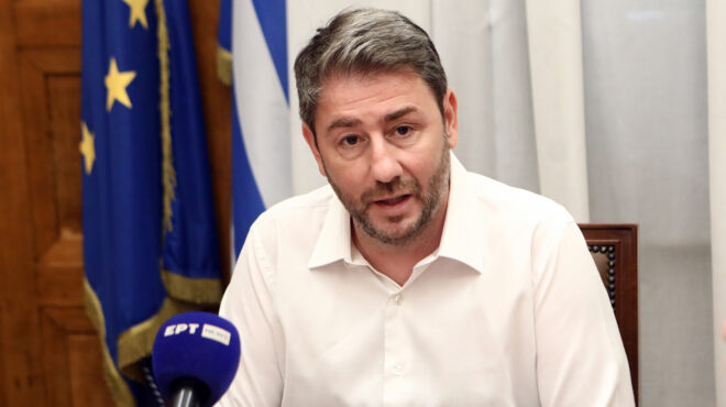 κυβέρνηση-φρένο-στα-σενάρια-περί-πρ-563749105