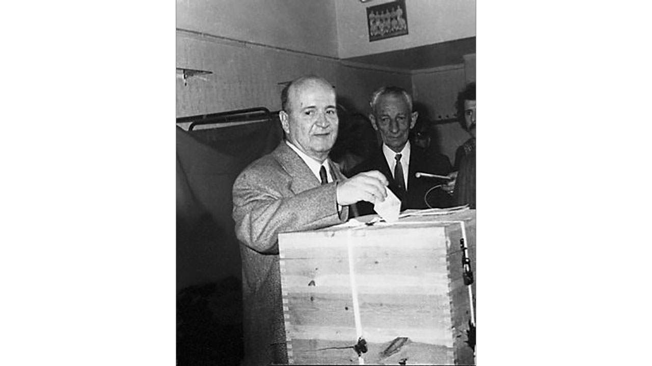 ηλίας-ηλιού-εξέχουσα-μορφή-της-μεταπο-563777755