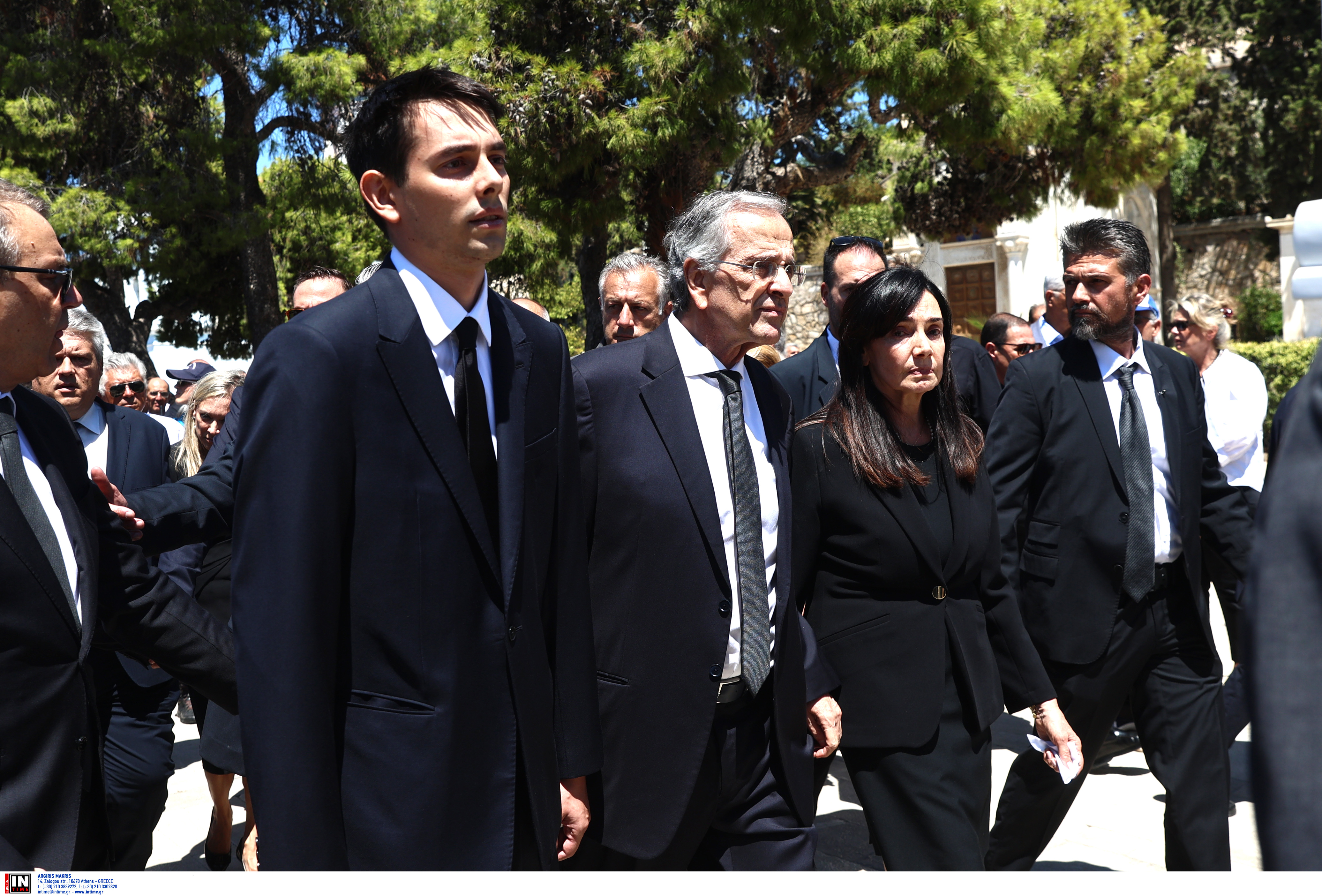 Λένα Σαμαρά: Σε κλίμα οδύνης το ύστατο χαίρε-6