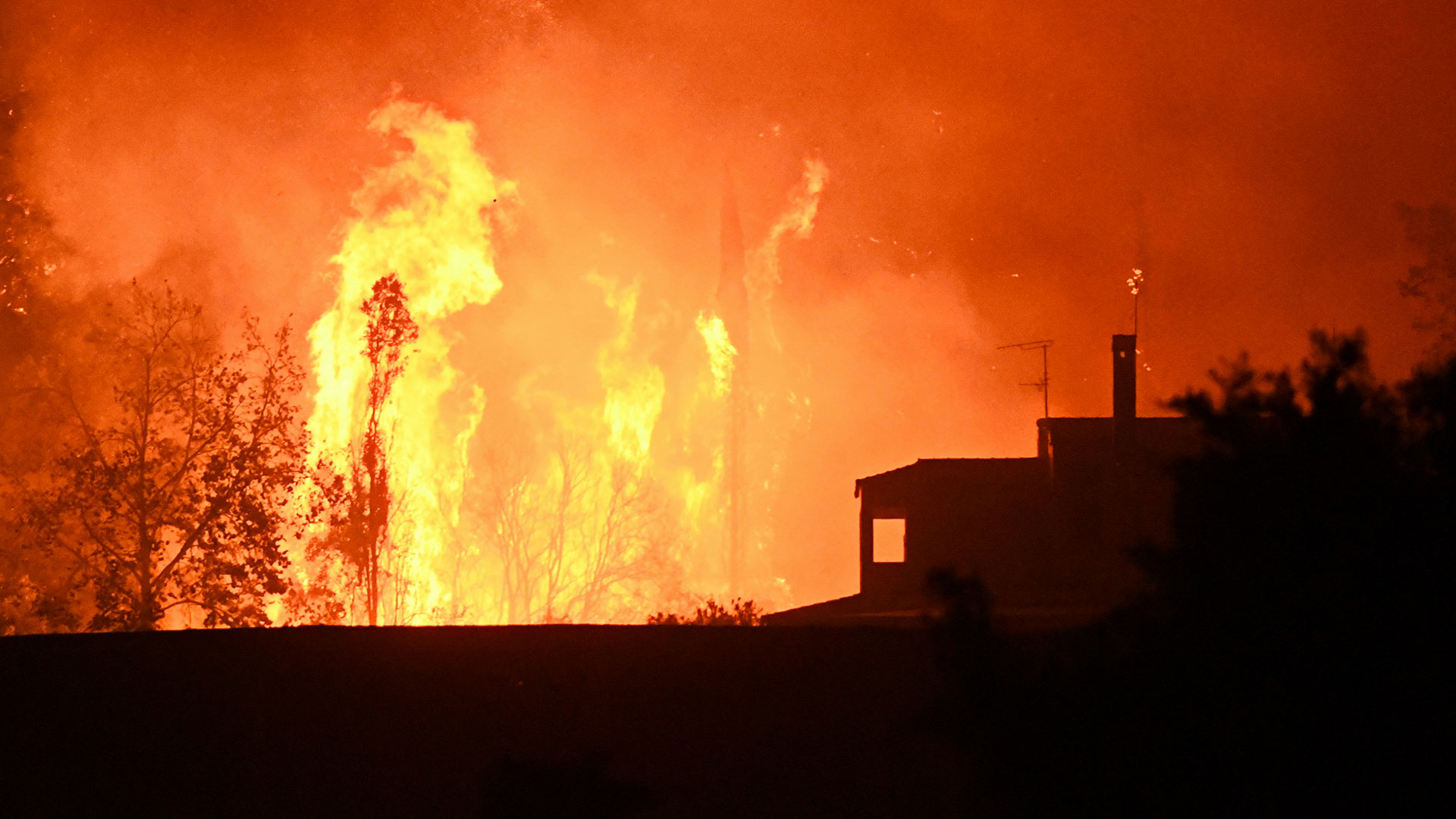 Εφιαλτικές εικόνες σε Χίο και Δυτική Αχαΐα-3