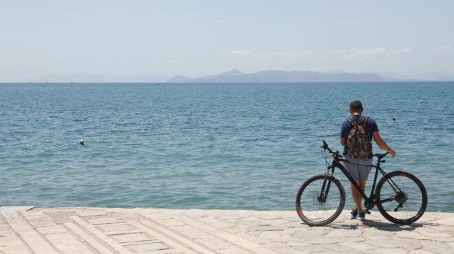 καιρός-αίθριος-με-μικρή-άνοδο-της-θερμ-563771599