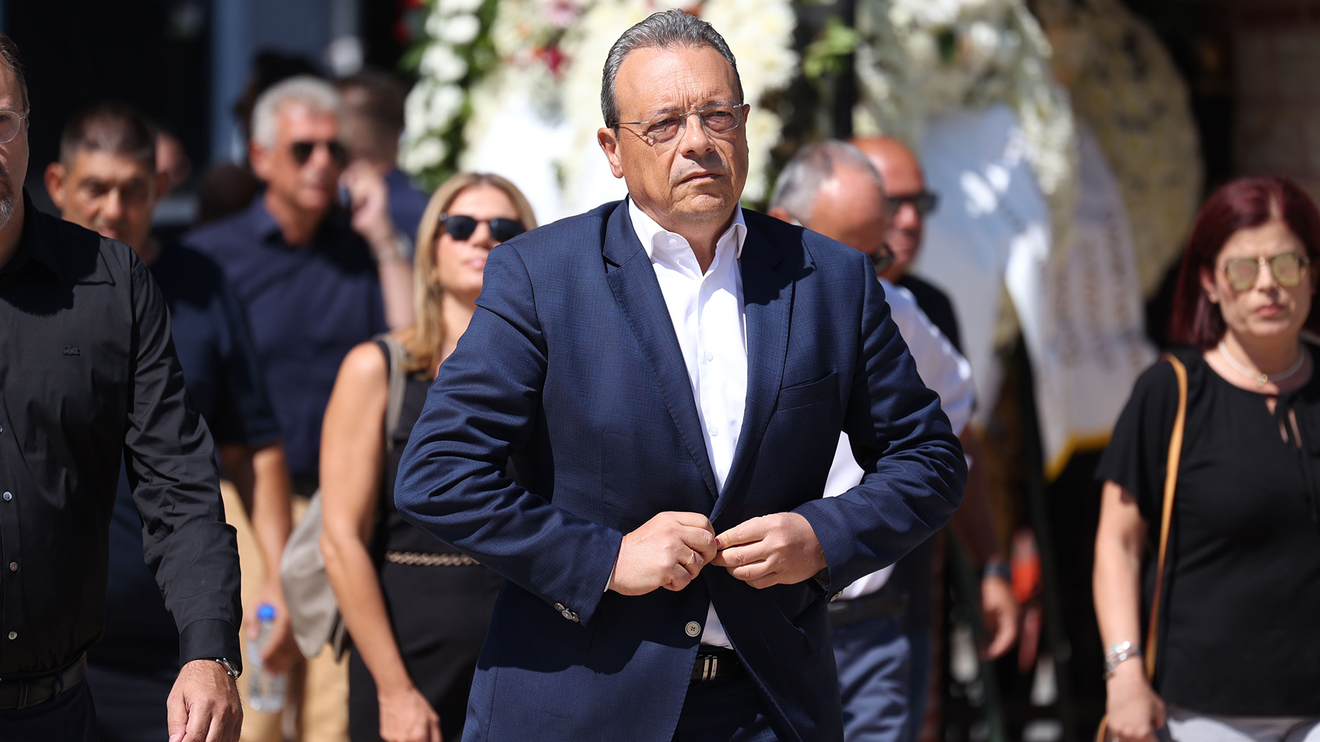 Το τελευταίο «αντίο» στον Απόστολο Βεσυρόπουλο-2