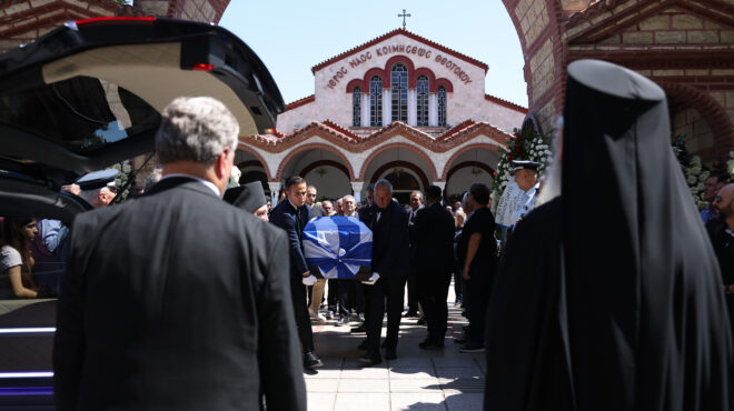 το-τελευταίο-αντίο-στον-απόστολο-βε-563777848