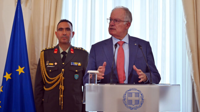 εντός-και-εκτός-το-μήνυμα-τασούλα-για-τ-563781919