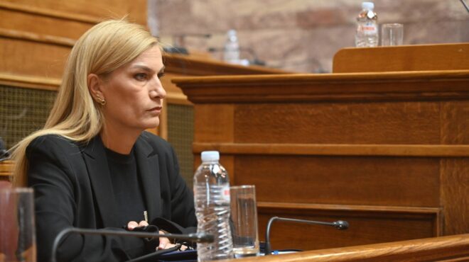 βανδαλισμός-στο-πολιτικό-γραφείο-της-563785867