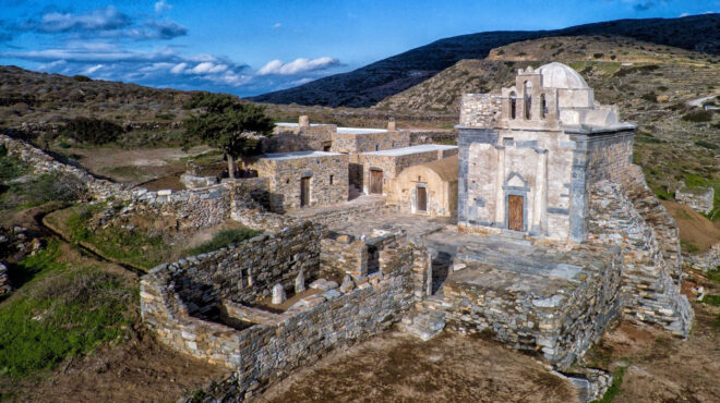 οι-aponeristas-της-σικίνου-το-επικίνδυνο-καλοκα-563781916