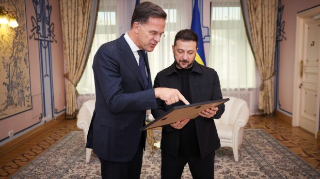 ζελένσκι-σε-ρούτε-προτεραιότητα-η-διπ-563775766