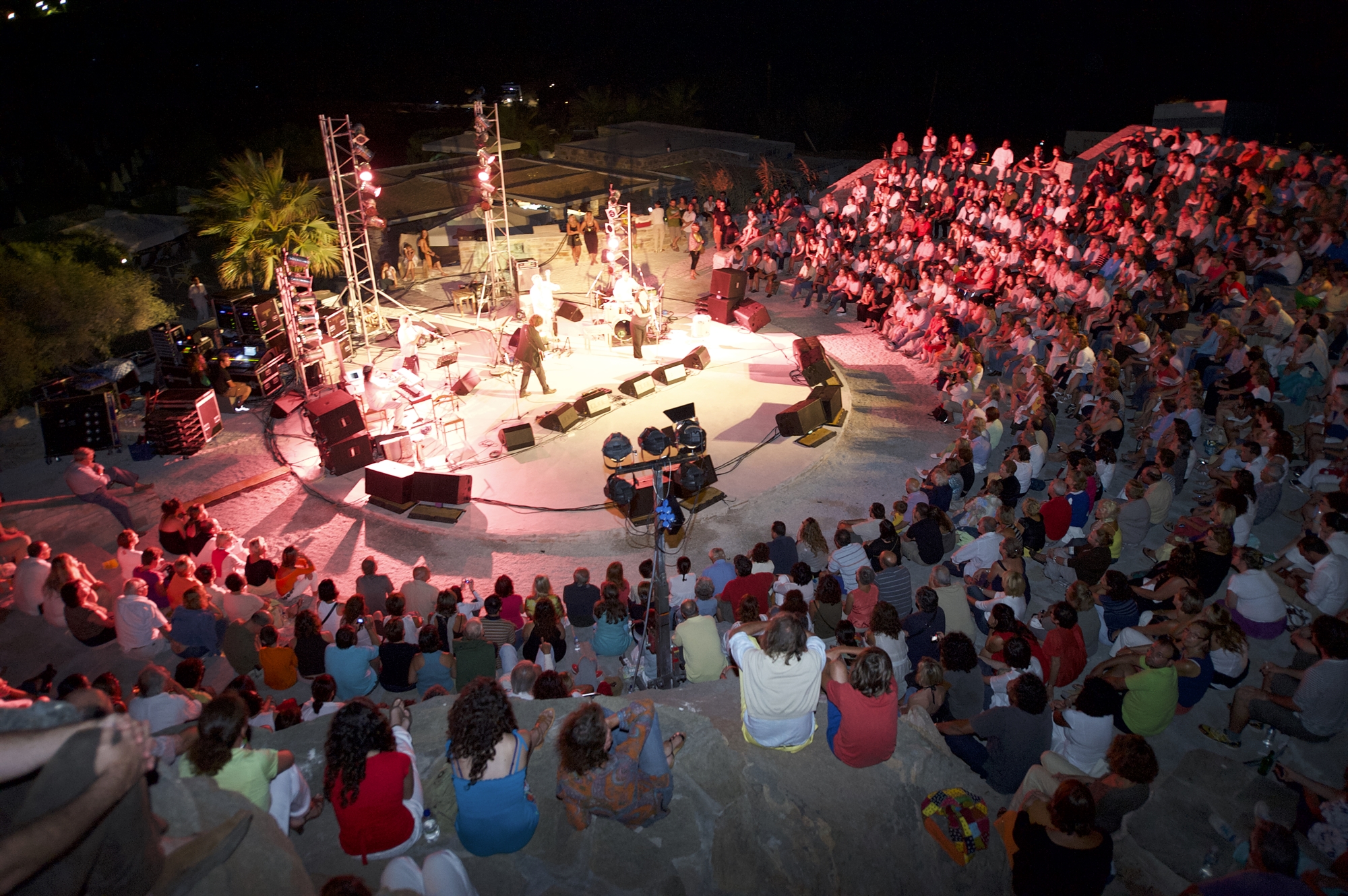 Επειδή η Πάρος δεν είναι μόνο τουρισμός – Οδοιπορικό της «Κ»-1