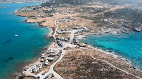 Επειδή η Πάρος δεν είναι μόνο τουρισμός – Οδοιπορικό της «Κ»