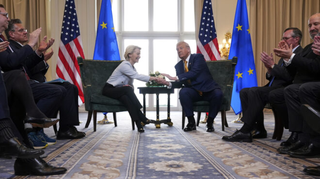 συμβιβασμός-ή-εκβιασμός-563748025