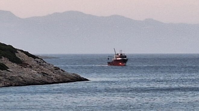 εντός-και-εκτός-διάβημα-της-αθήνας-στη-563783725