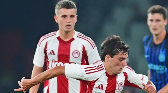 υποκλίθηκε-στην-ανωτερότητα-της-ίντε-563767690