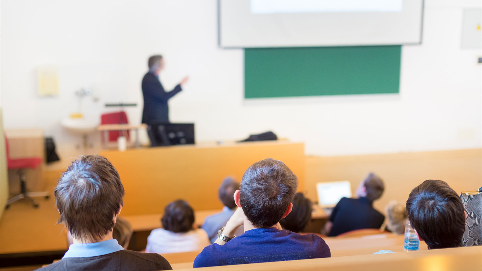 πράσινο-φως-για-έξι-μη-κρατικά-αει-απ-563747782