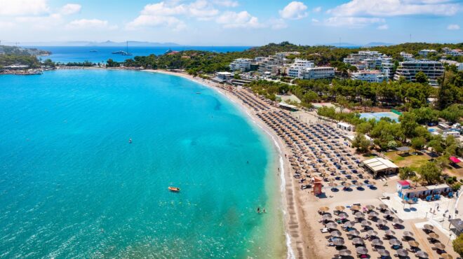 εξι-μνηστήρες-για-την-ακτή-βουλιαγμέν-563776543