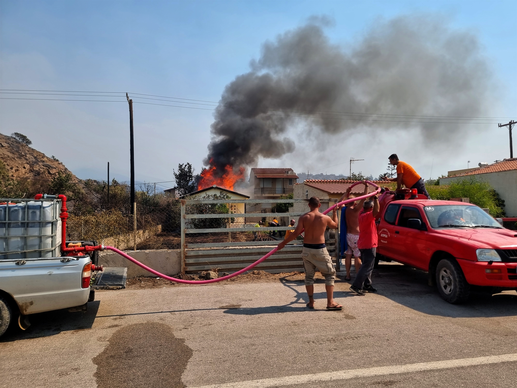 Πύρινος εφιάλτης στην Πάτρα-3