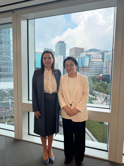 Παράσιτα και Ζήνα-1