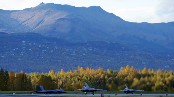 η-χιονισμένη-γραφική-βάση-στις-εσχα-563762107